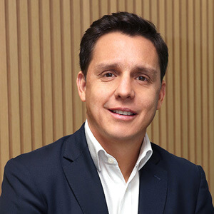 CEO Carlos Rivera
